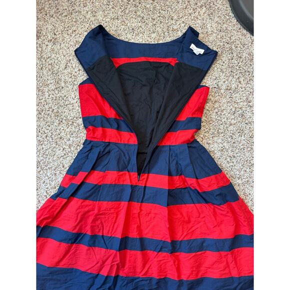 L.L. Bean Signature Dress, size 2 Petite, Red & Blue Sleeveless, Fit N Flare - Picture 9 of 9